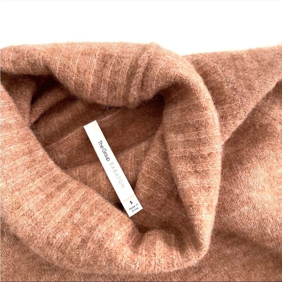 ARITZIA The Group by Babaton Plutarch Sweater - Picture 6 of 10